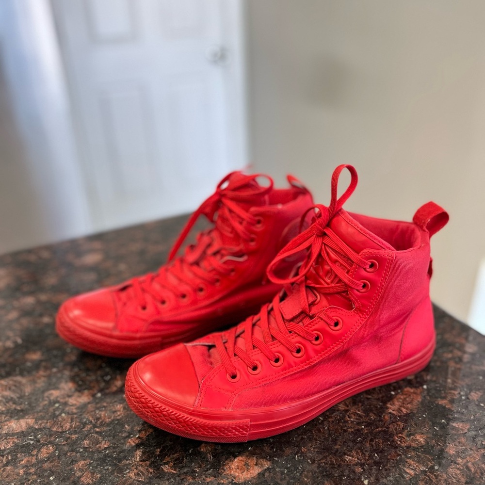 Converse Chuck Taylor All Star Canvas Sneakers Hi Top All Red Men 9.5 Women 11.5